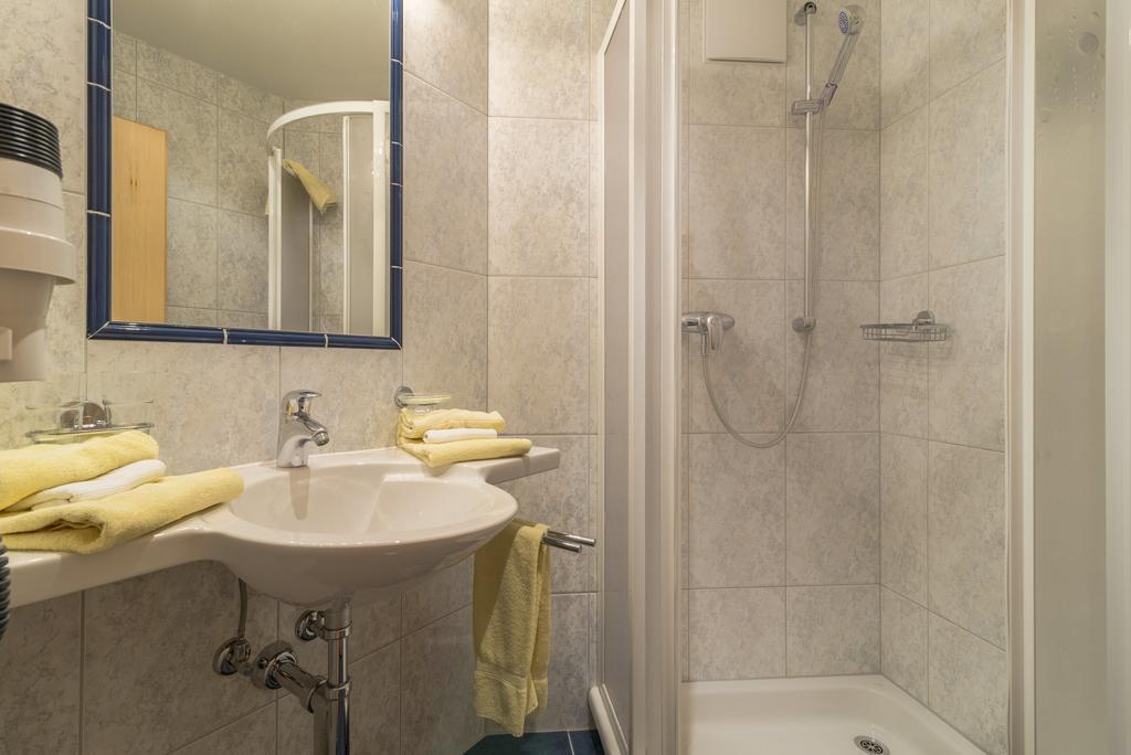 Hotel Garni Chasa Nova Samnaun Buitenkant foto