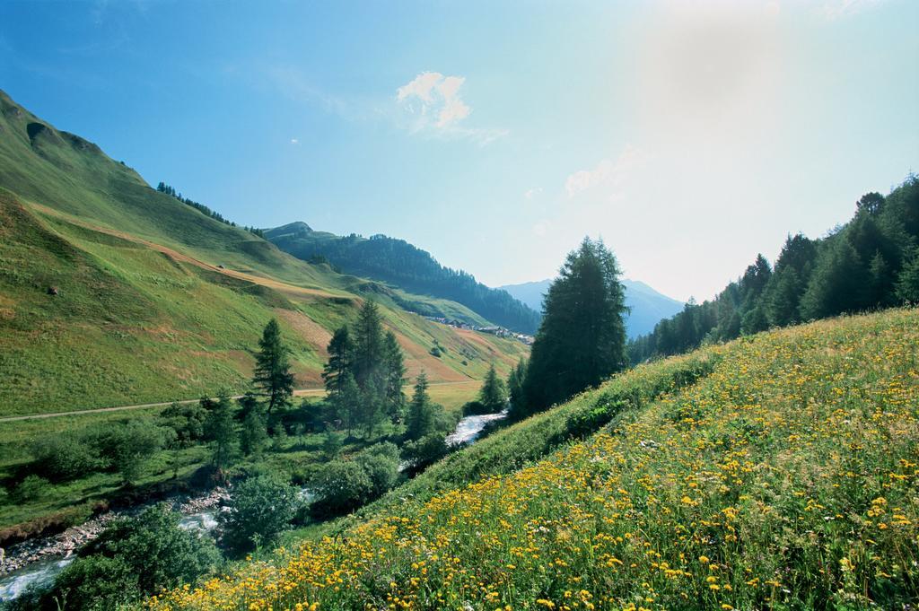 Hotel Garni Chasa Nova Samnaun Buitenkant foto